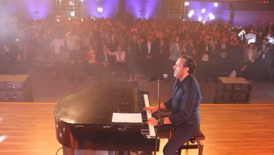 Photo of العالمي غي مانوكيان وشركة Aura Media احتفالا بعيد الاستقلال اللبناني بمدينة طرابلس